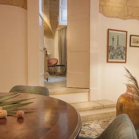 Apartment Forleo Historic - Treb Collection *